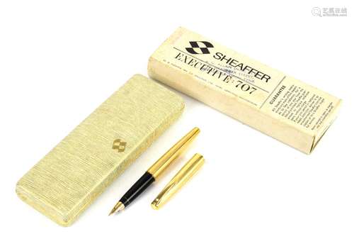 Sheaffer gold plated fountain pen with 14 ct gold nib, together with a Sheaffer gold plated fountain