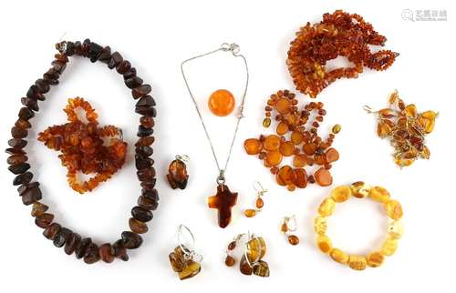 A group amber jewellery, including a amber set with matching, bracelet, necklace and pair of