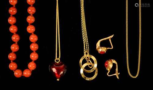 Mixed group of items, a pair of coral set earrings, with hinge and post fitting, flat curb chain,