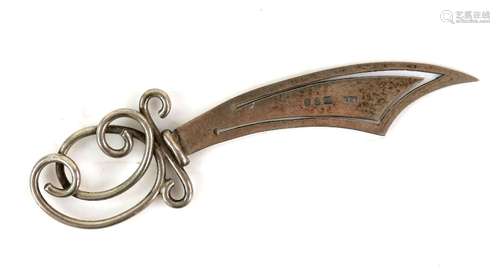 Edward VII silver scimitar sword form bookmark, by Charles Horner, Chester 1905, 8.5 cm long, 7 gr.