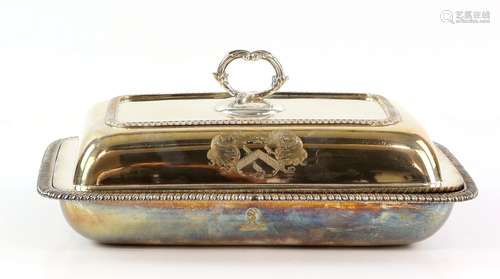 George III silver tureen and cover, by Joseph Craddock & William Ker Reid, London 1819, the plain