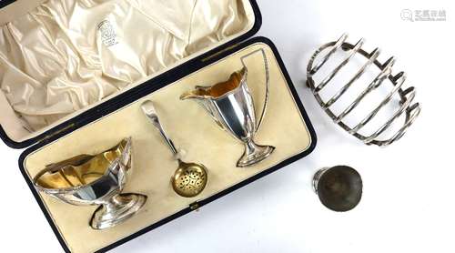 Early 20th century silver sugar, cream and sifter spoon set, by Barker Brothers, in fitted case,