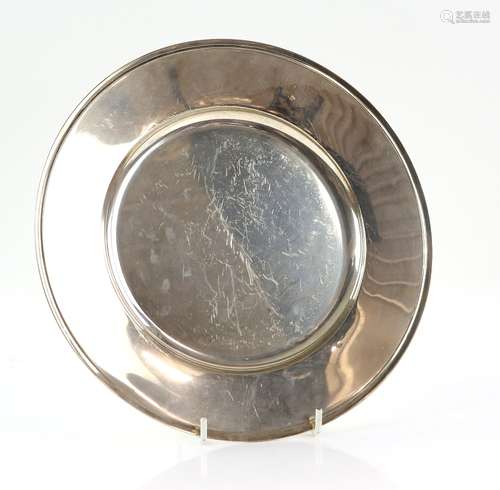 Danish silver round plate with personal inscription to the underside, by Evald Nielsen, stamped