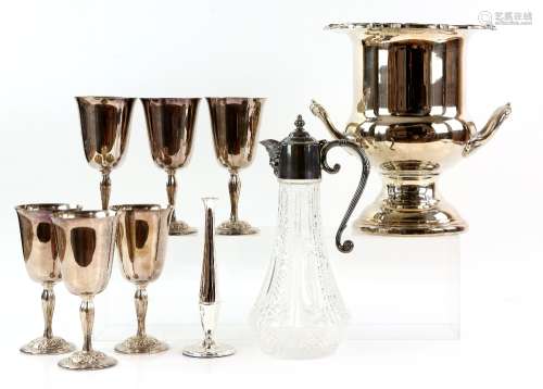 Collection of silver-plated items, to include champagne bucket, wine coasters, Links of London