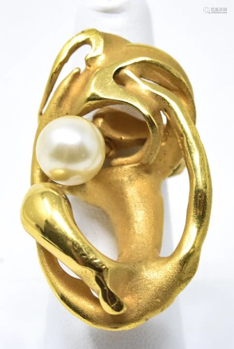 C 1960s Large Scale Sculptural Gilt Ring