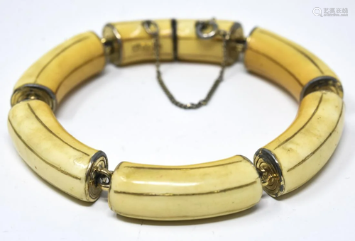 Ciner Enamel Chunky Round Link Bracelet