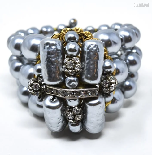 Unsigned Miriam Haskell Grey Pearl Bracelet