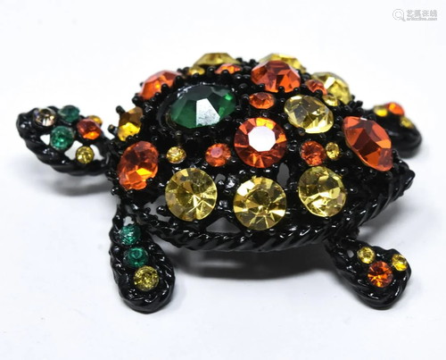 Hattie Carnegie Jappaned Rhinestone Turtle Br…