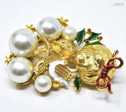 Corel Gilt Christmas Angel Brooch / Pin