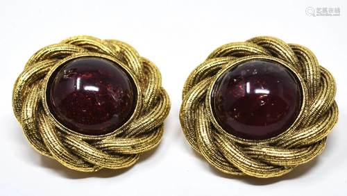 C 1988 Pr Chanel Ruby Glass Cabochon Clip Earrings