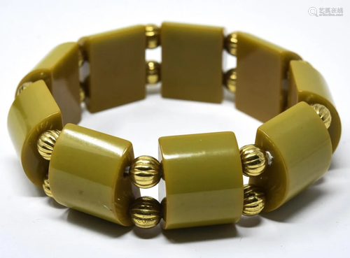 Vintage Green Bakelite Gilt Metal Beaded Bracelet