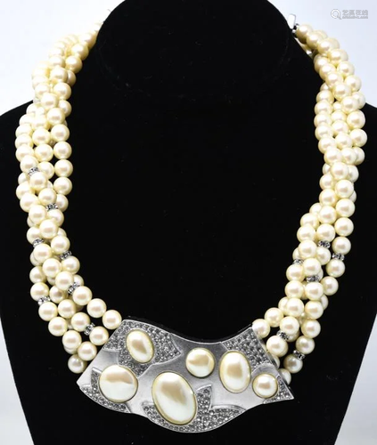 C 1980 Monet Statement Pearl Necklace