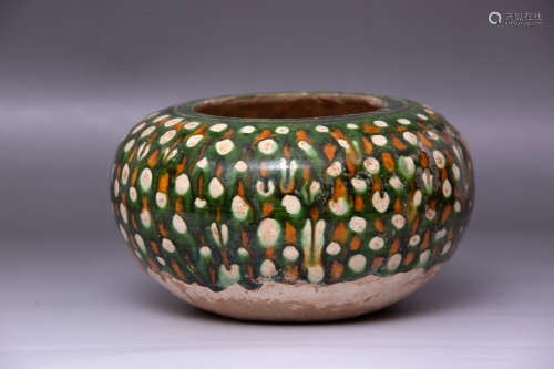Chinese Chinese Tricolor porcelain vessel