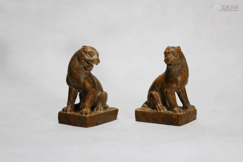 Chinese Chinese pair of stone lions