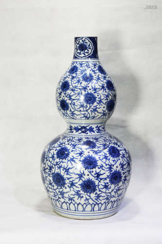 Chinese Chinese Wanli period blue and white gourd bottle