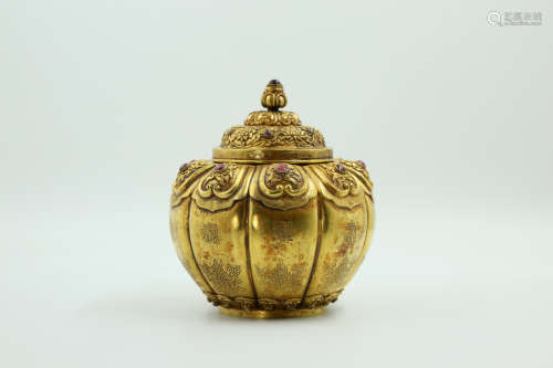 Chinese Chinese Pure gold jar