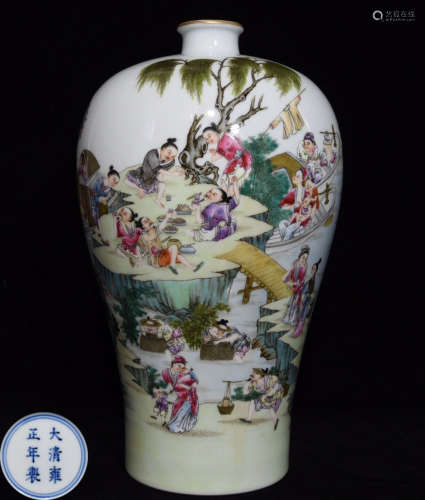 A FAMILLE ROSE GLAZE MEIPING VASE PAINTED WITH FIGURE STORY