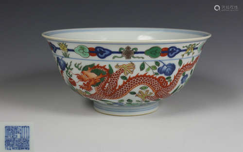 A QIANLONG MARK WUCAI DRAGON&PHOENIX BOWL