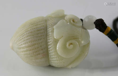 A PEANUT PATTERN CARVED JADE