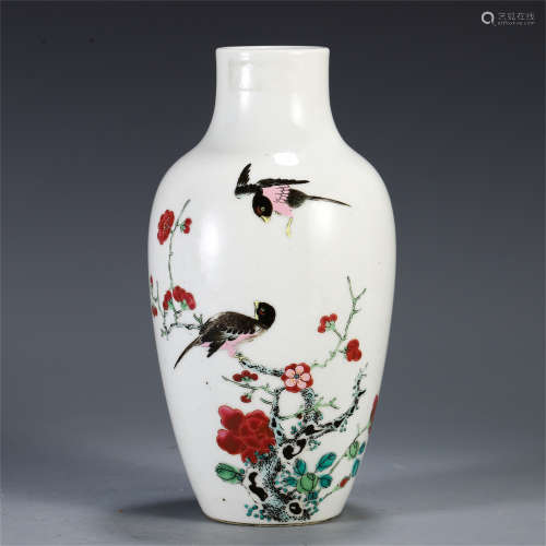 CHINESE WUCAI PORCELAIN FLOWER BIRD VASE