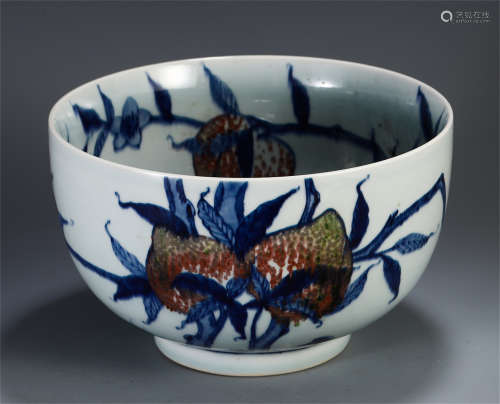 A LARGE CHINESE BLUE AND WHITE RED UNDER GLAZE BOWL