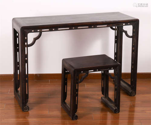 CHINESE ROSEWOOD CARVED GUQIN TABLE AND STOOL