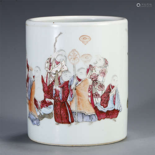 CHINESE WUCAI PORCELAIN BRUSH POT WITH FIGURES GATHERING