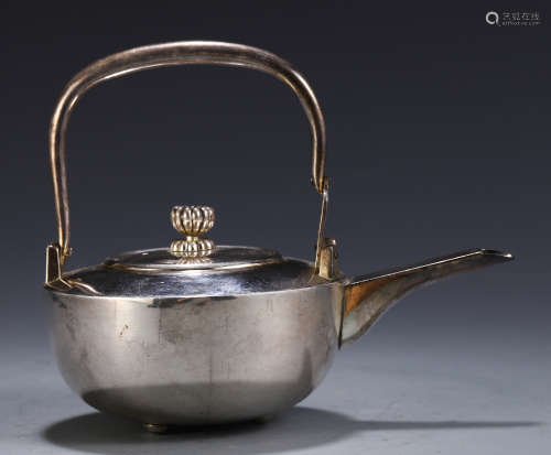 CHINESE SILVER LONG HAND KETTLE