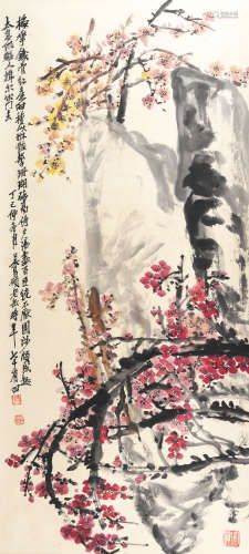 CHINESE INK AND COLOR PAINTING OF PLUM BLOSSOMMING