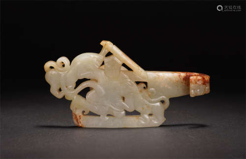 A CHINESE WHITE JADE FIGURE BELT HOOK