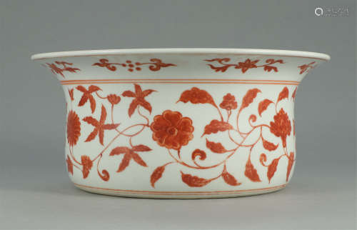 A CHINESE PORCELAIN ALUM RED ENTWINE BRANCHES LOTUS FLOWER BASIN