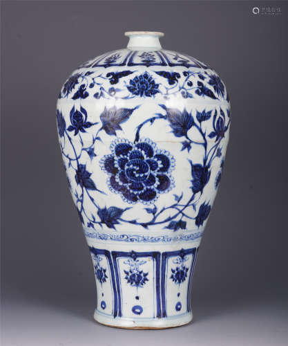 A CHINESE BULE AND WHITE PORCELAIN ENTWINE BRANCHES LOTUS PATTERN MEIPING VASE