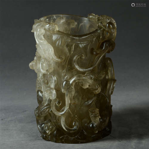 A CHINESE CRYSTAL BIG BRUSH POT