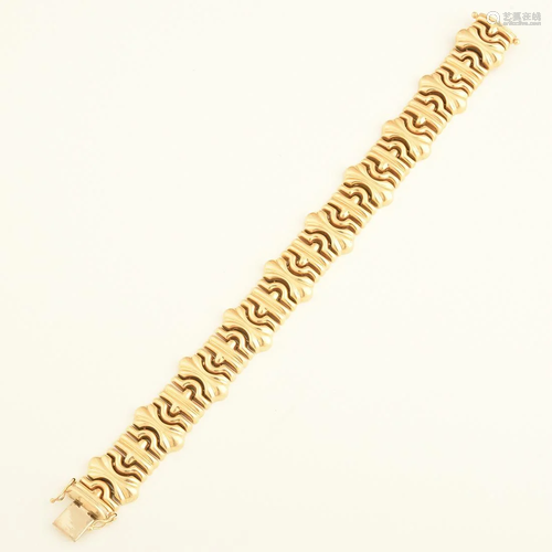 14k Yellow Gold Bracelet.