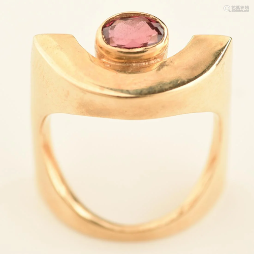 Garnet, 14k Yellow Gold Ring.