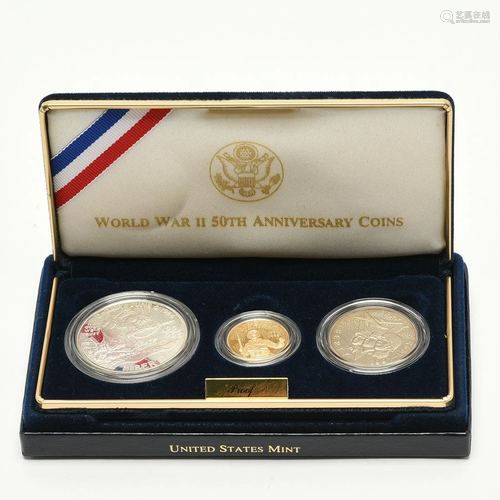 U.S. 1991-95 WWII Proof Set with $5 Gold.