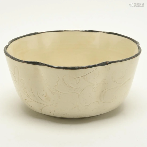 Chinese Ding-Type Lobed Bowl.