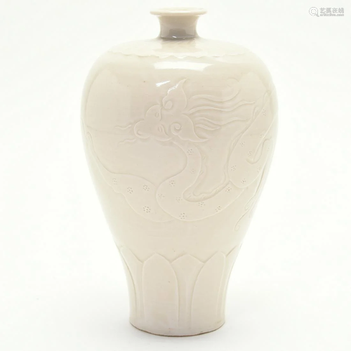 Chinese Ding Ware Type Meiping Vase