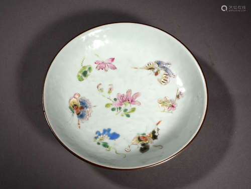 仿汝釉粉彩花蝶盘 A Chinese Glazed Famille Rose Floral Porcelain Plate