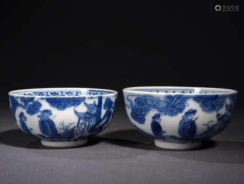 青花山水人物茶圆一对 A Pair of Chinese Blue and White Porcelain Tea Cups