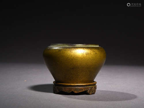 铜鎏金缸式琴炉 A Chinese Gild Copper Incense Burner