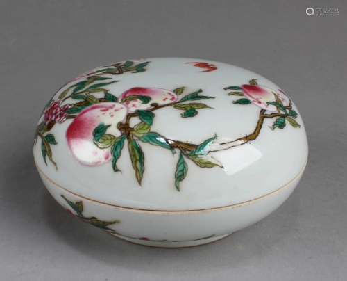 Chinese Porcelain Round Container