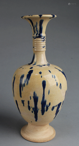 Chinese Pottery Vase