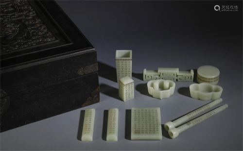 A SET OF CHINESE JADE CARVED POEM SCHOLAR'S O…