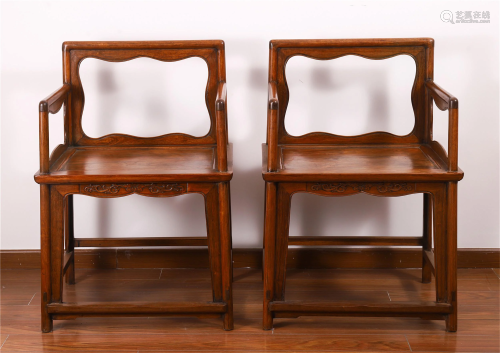 A PAIR OF CHINESE HARDWOOD CARVED ARMC…