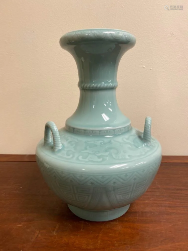 Chinese Celadon Porcelain vase with Rope DÃ…