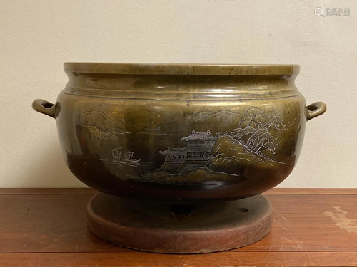 Large Japanese Bronze Hibachi with Handle