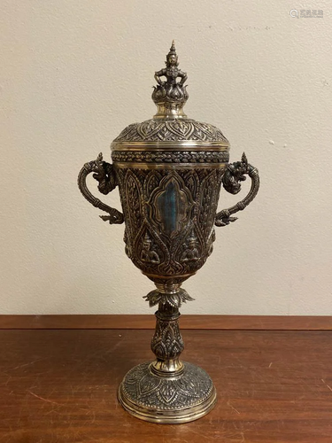 Antique Royal Familly Thai Silver Trophy Vase