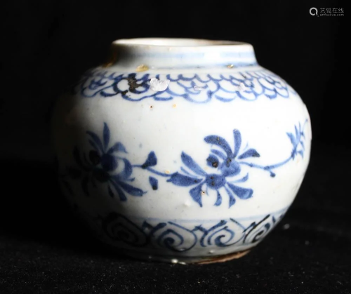 Chinese Small Ming Blue White Porcelain Vase