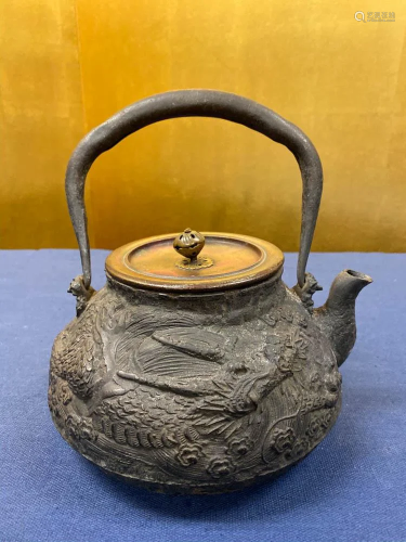 Japanese Iron Teapot - Dragon